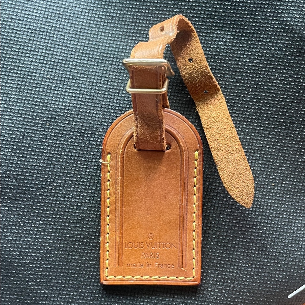 Louis Vuitton Tan Leather Luggage Tags